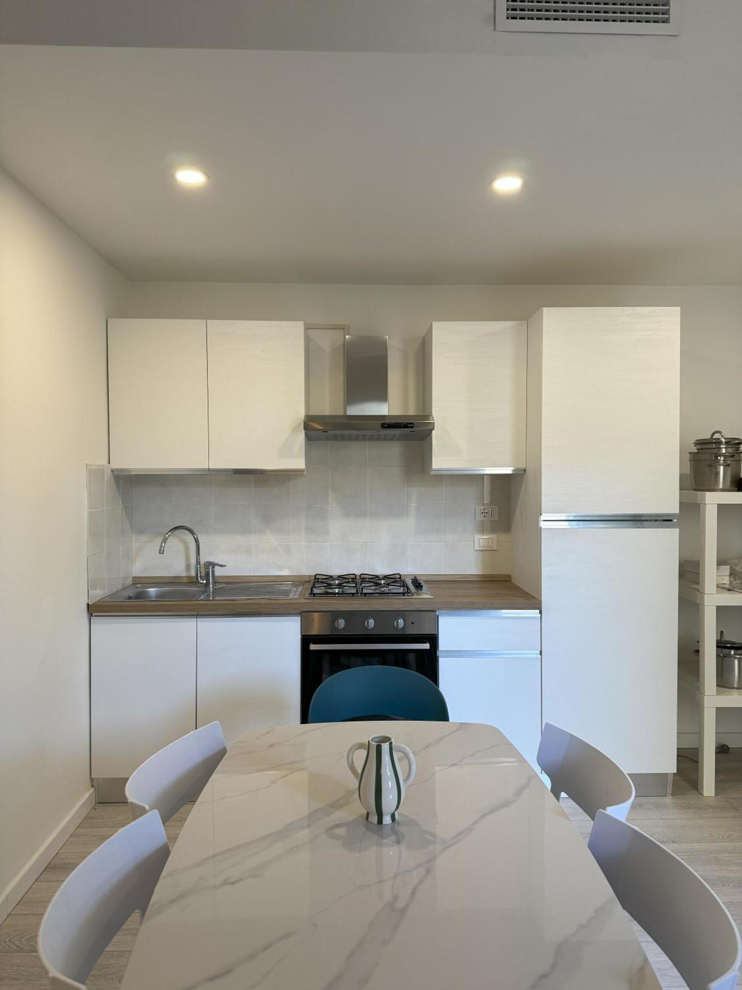 Cytrus Apartament Villa Marina di Massa Luaran gambar