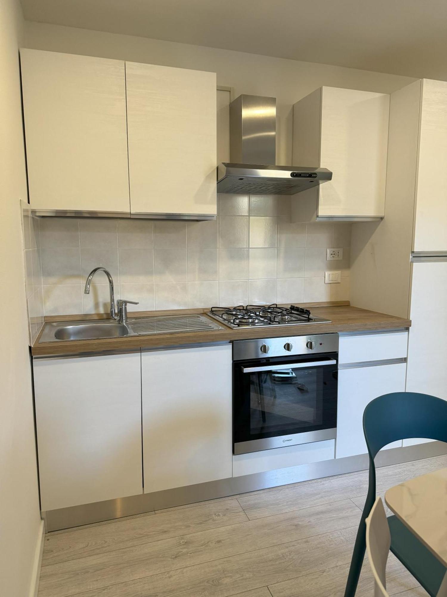 Cytrus Apartament Villa Marina di Massa Luaran gambar