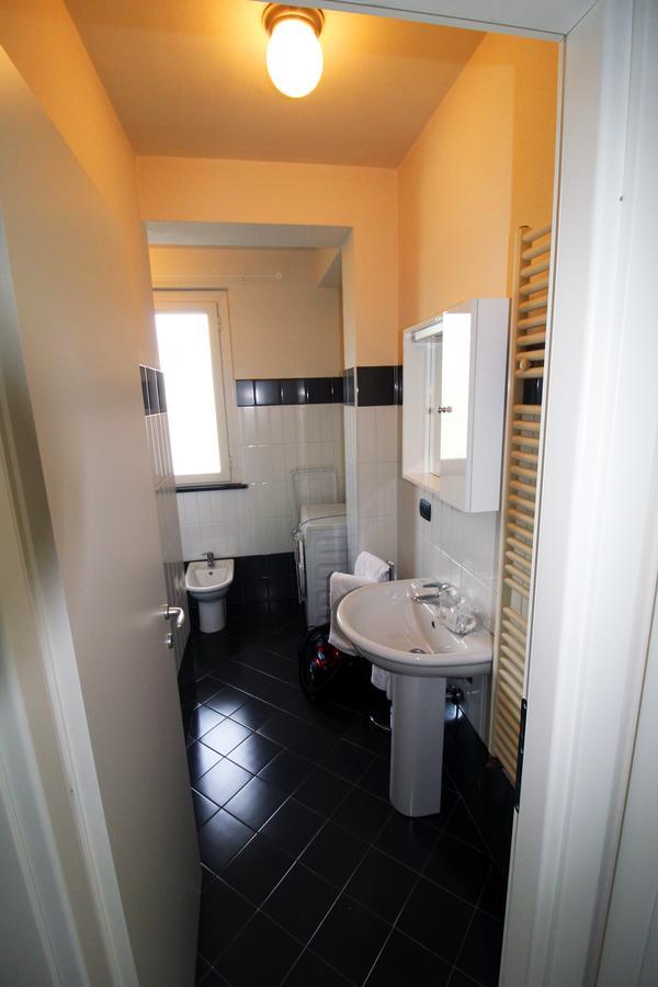 Cytrus Apartament Villa Marina di Massa Luaran gambar
